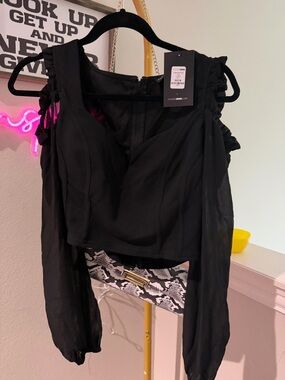 NWT FASHION NOVA TOP